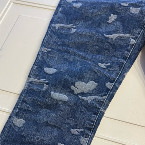 Soft Surroundings Women’s Small Blue Denim Camo Cropped Jeans Cotton Stretch - Picture 3 of 8